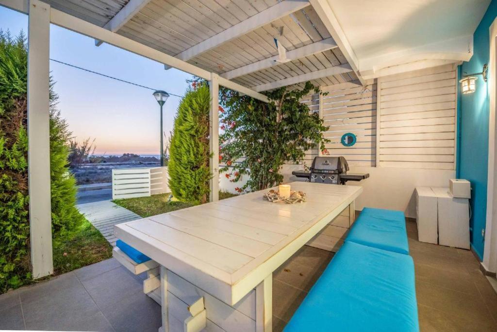 Seabreeze Villa - With Jacuzzi & Heated Pool Mastichari  Exterior photo